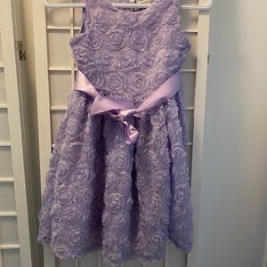 Frilly dress